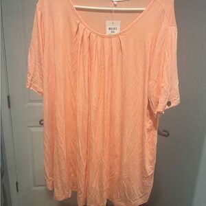 Women's Peach Scoop Neck Tunic Top - Relaxed Pleated Short Sleeve